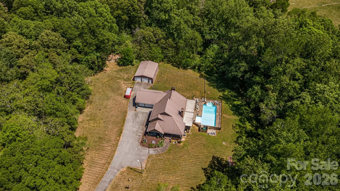 Photo of 105 Winchester Drive
