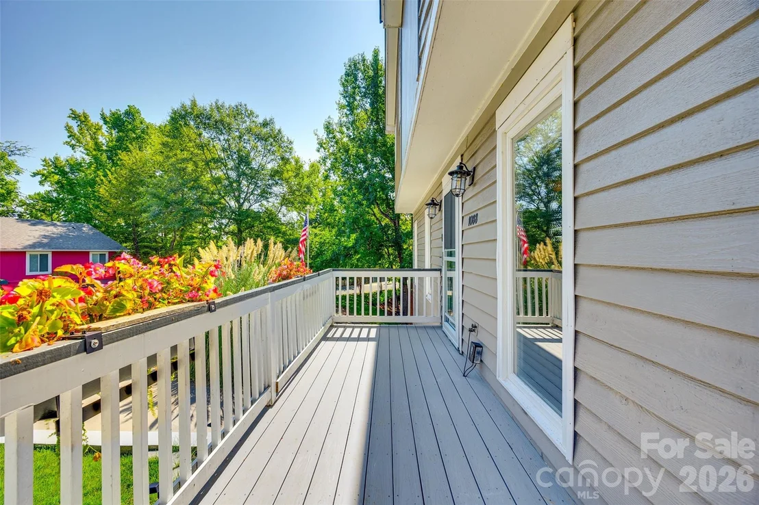 Photo of 1088 Palmyra Drive