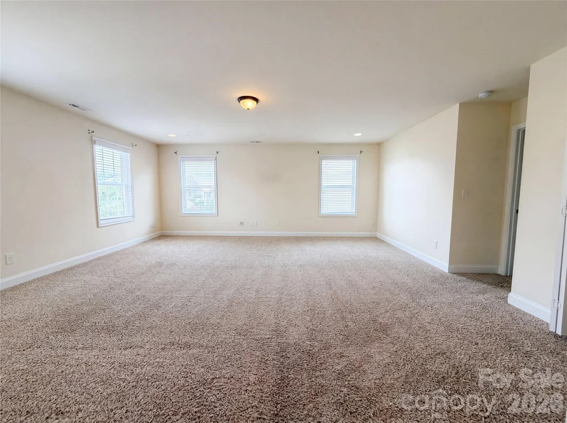 Photo of 2115 Eskridge Terrace