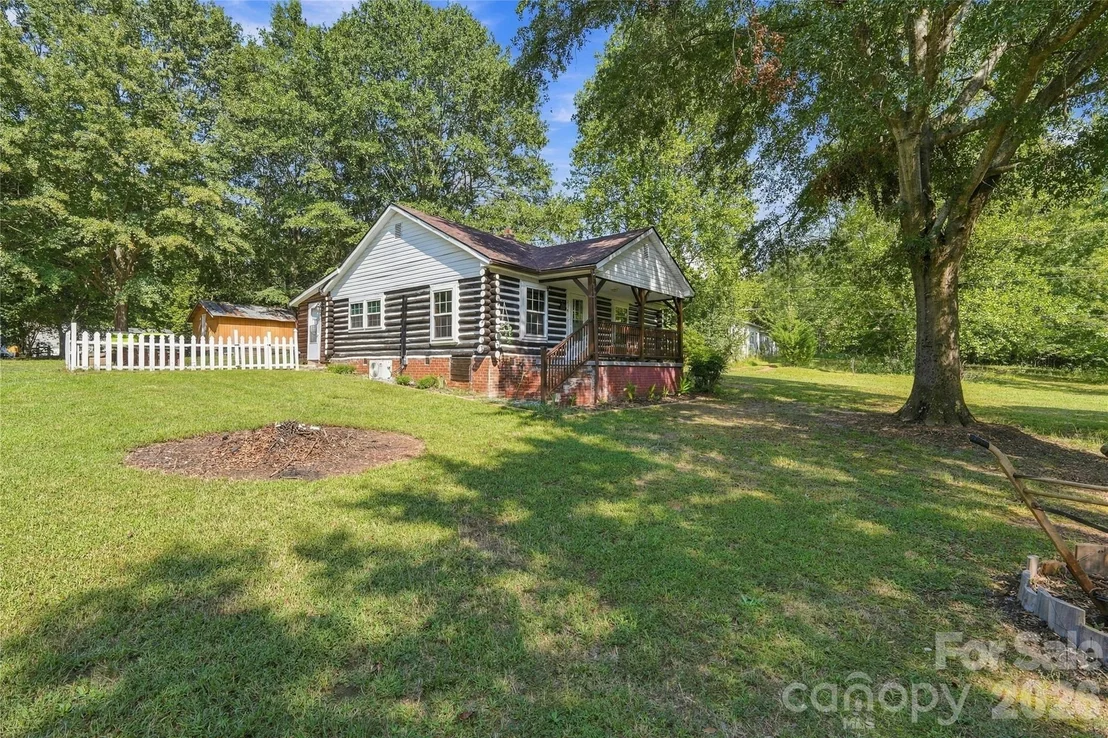 Photo of 114 Beacon Hill Road