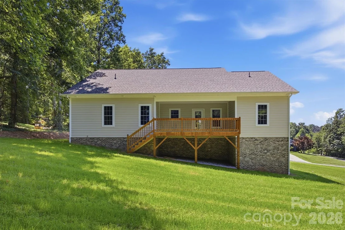 Photo of 107 Meadow View Street