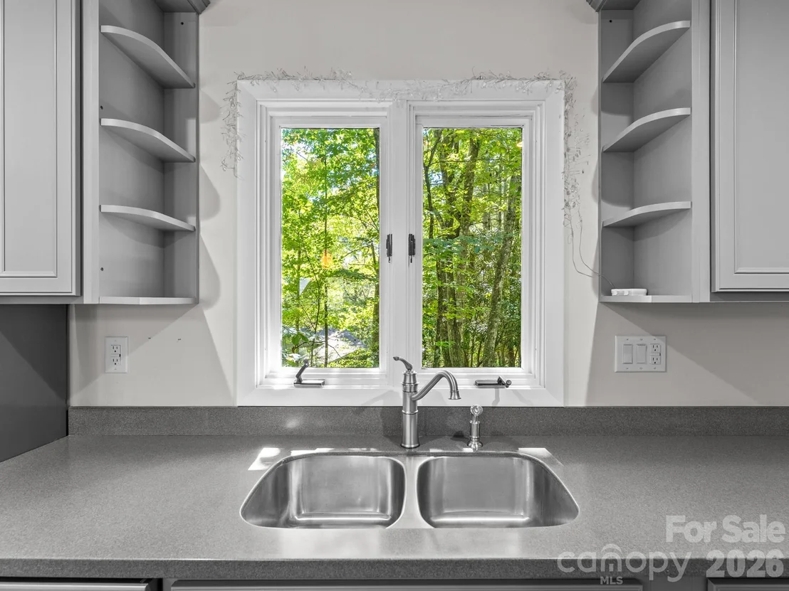 Photo of 1238 Soquili Drive