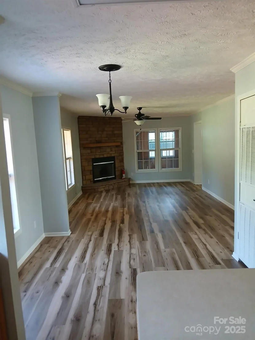 Photo of 218 Muldoon Lane