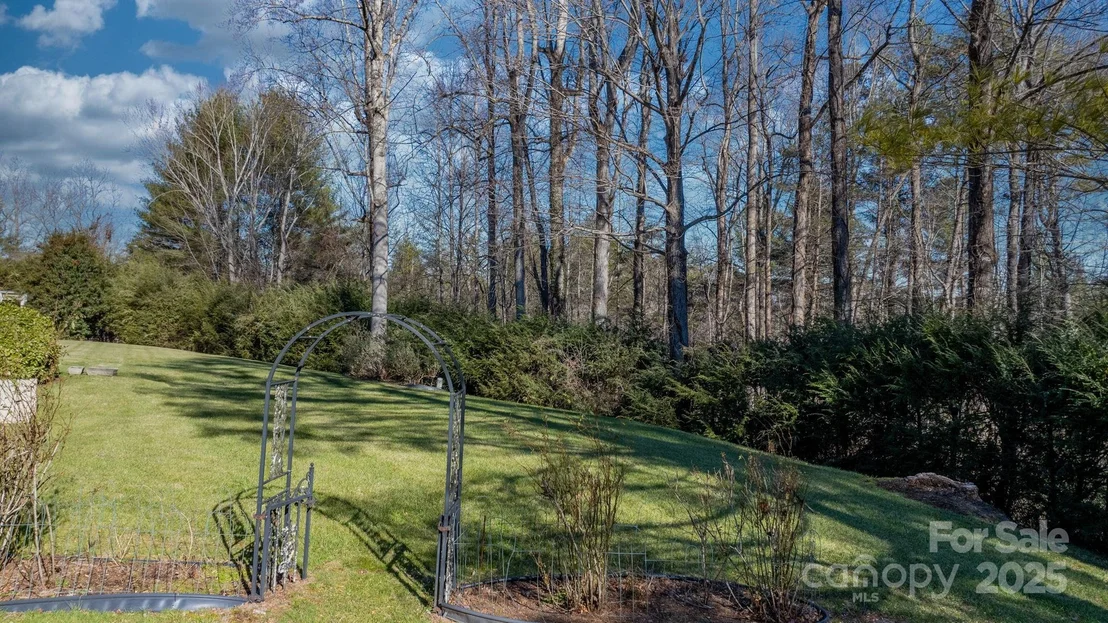 Photo of 135 Claron Place SE