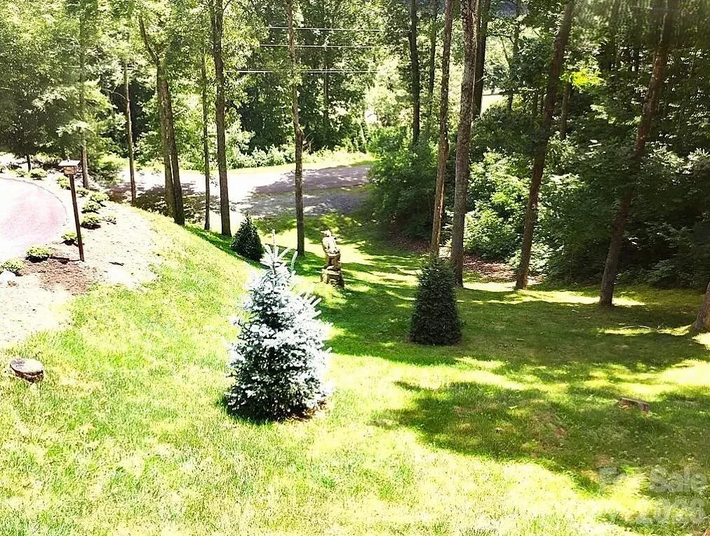 Photo of 811 Hemlock Drive