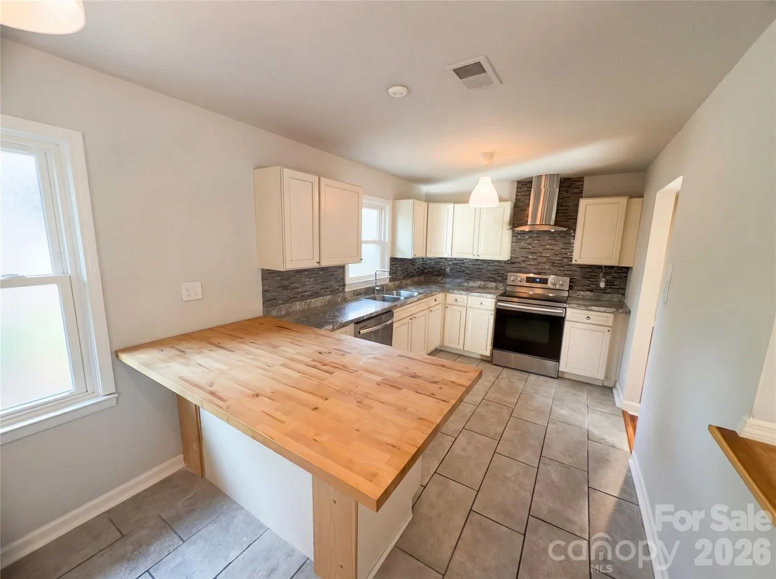 Photo of 310 Mitchell Street