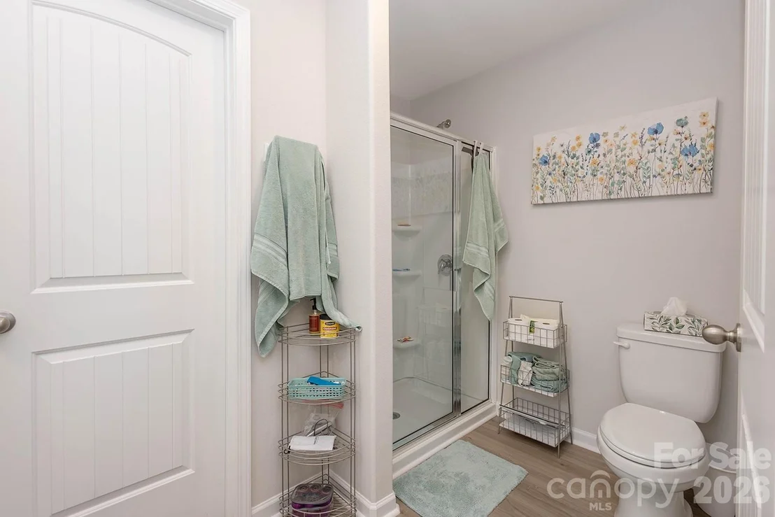 Photo of 410 Apex Circle