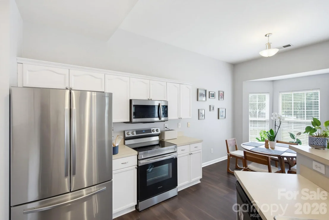 Photo of 13330 Edgetree Drive