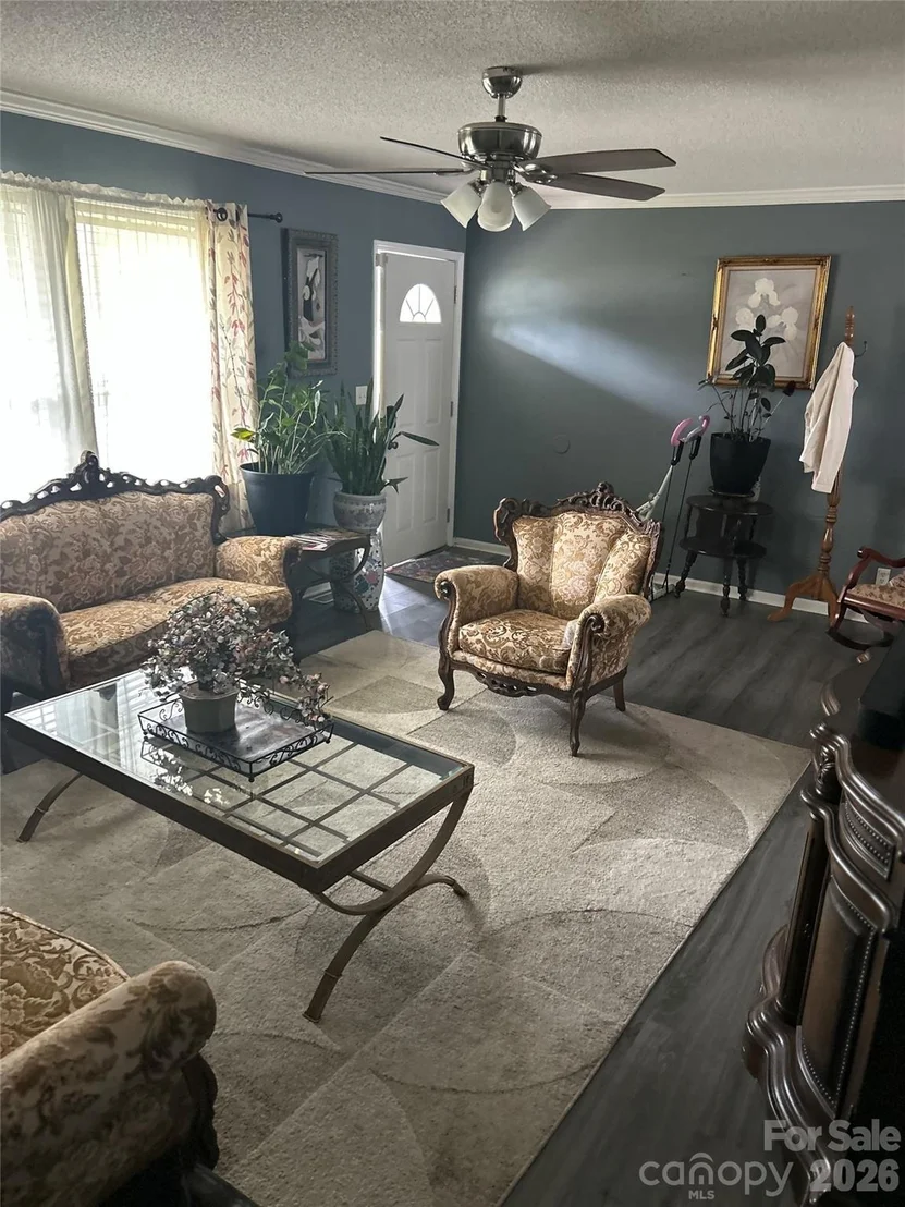 Photo of 1617 Ruby Road