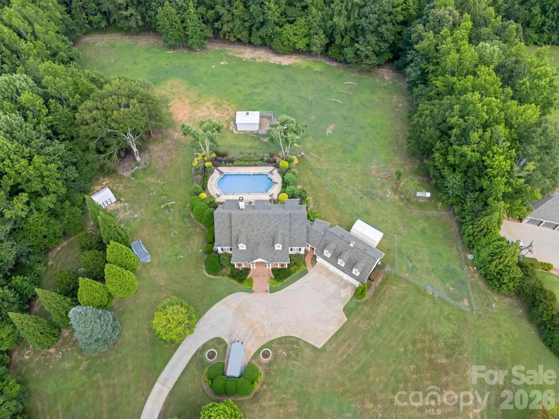 Photo of 340 Harrison Road