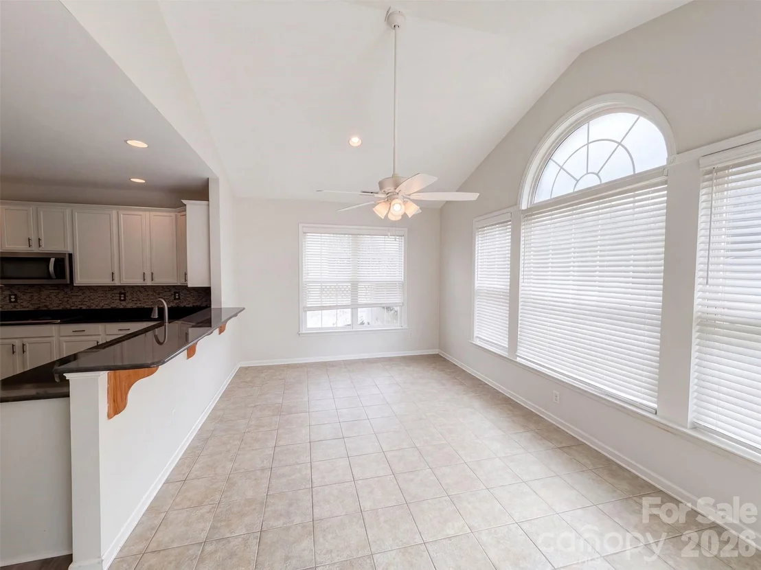 Photo of 821 Pinkney Place