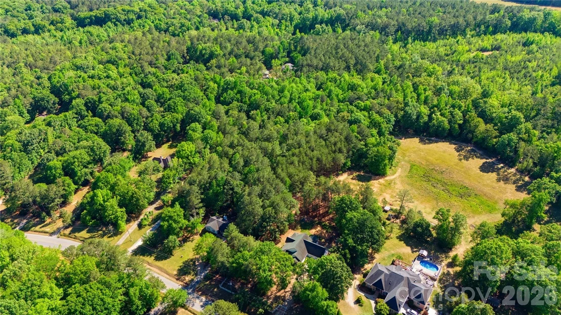 Photo of 417 Sessions Road