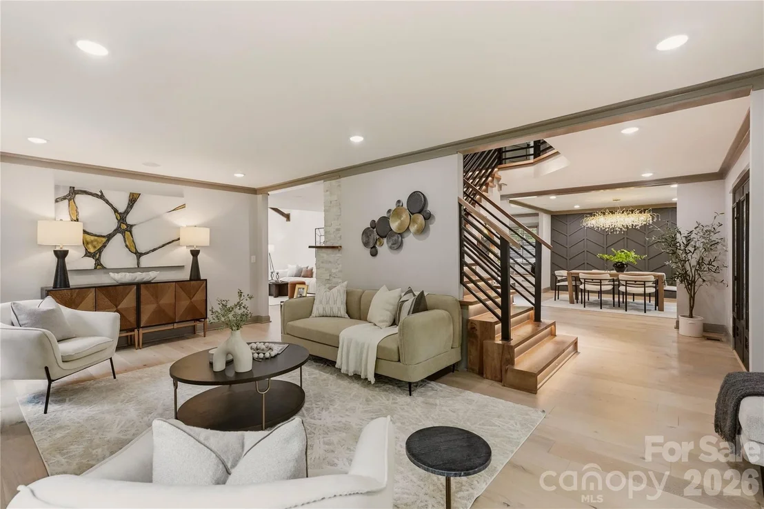Photo of 2919 Colony Road
