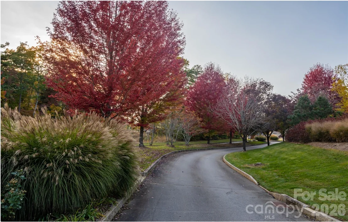 Photo of 33 Westside Village Road