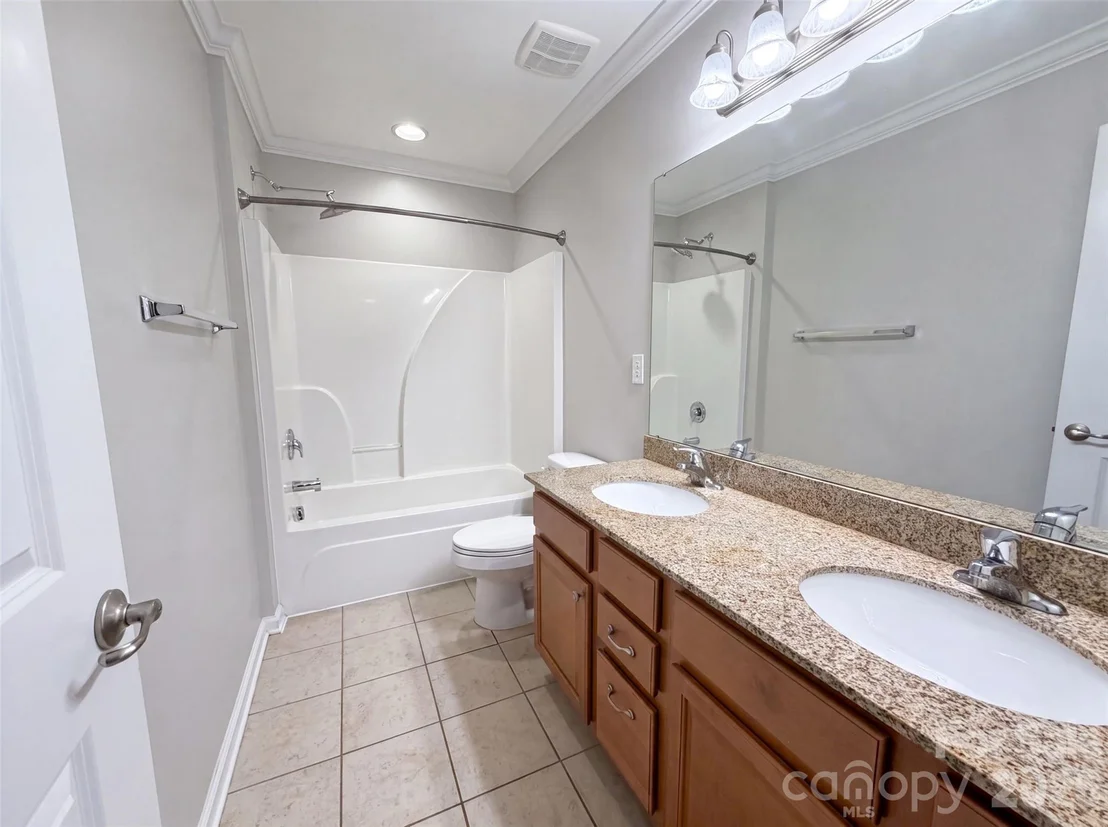 Photo of 5101 Saint Clair Street