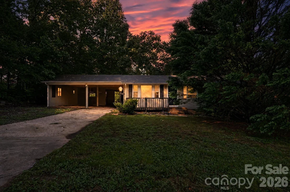 Photo of 607 Texas Trail