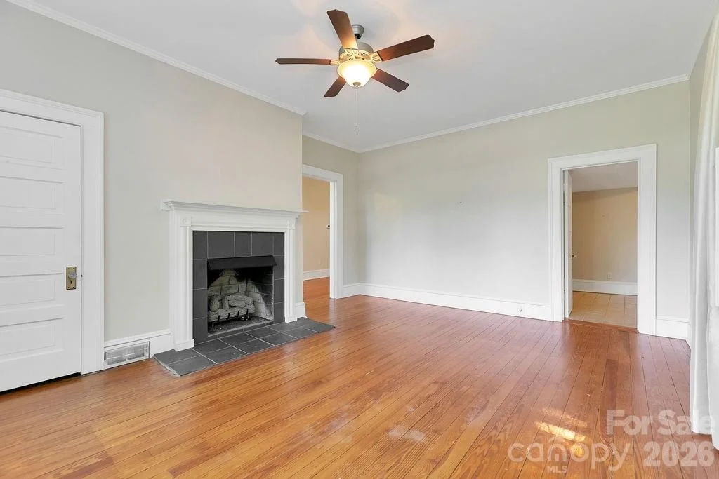 Photo of 208 Probart Street