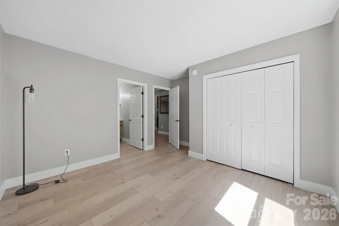 Photo of 800 Meadowview Drive