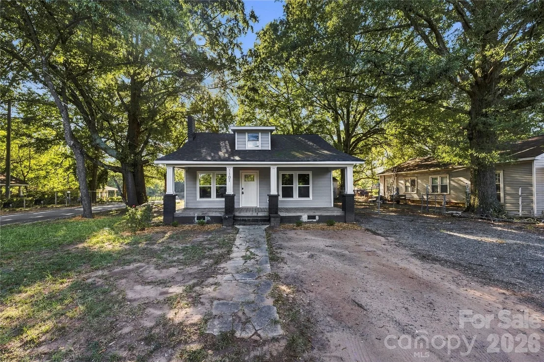 Photo of 1101 Opal Street