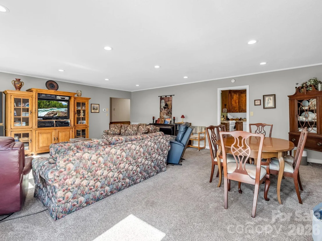 Photo of 120 Warrior Drive
