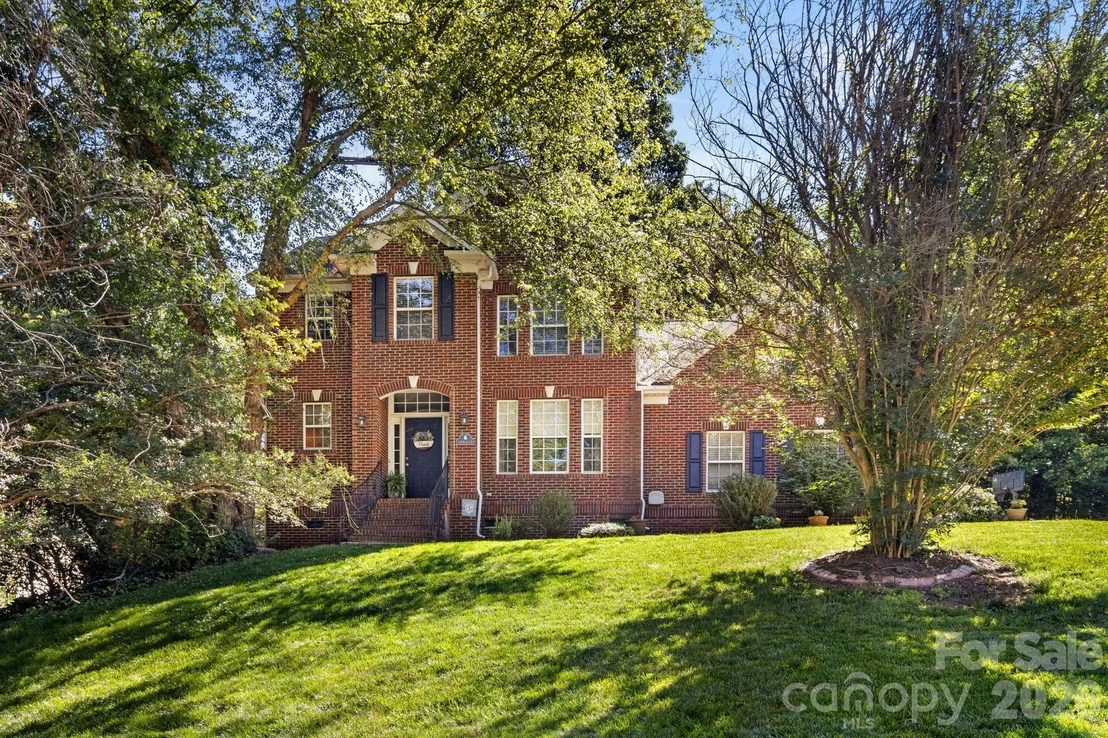 Photo of 324 Brixham Place