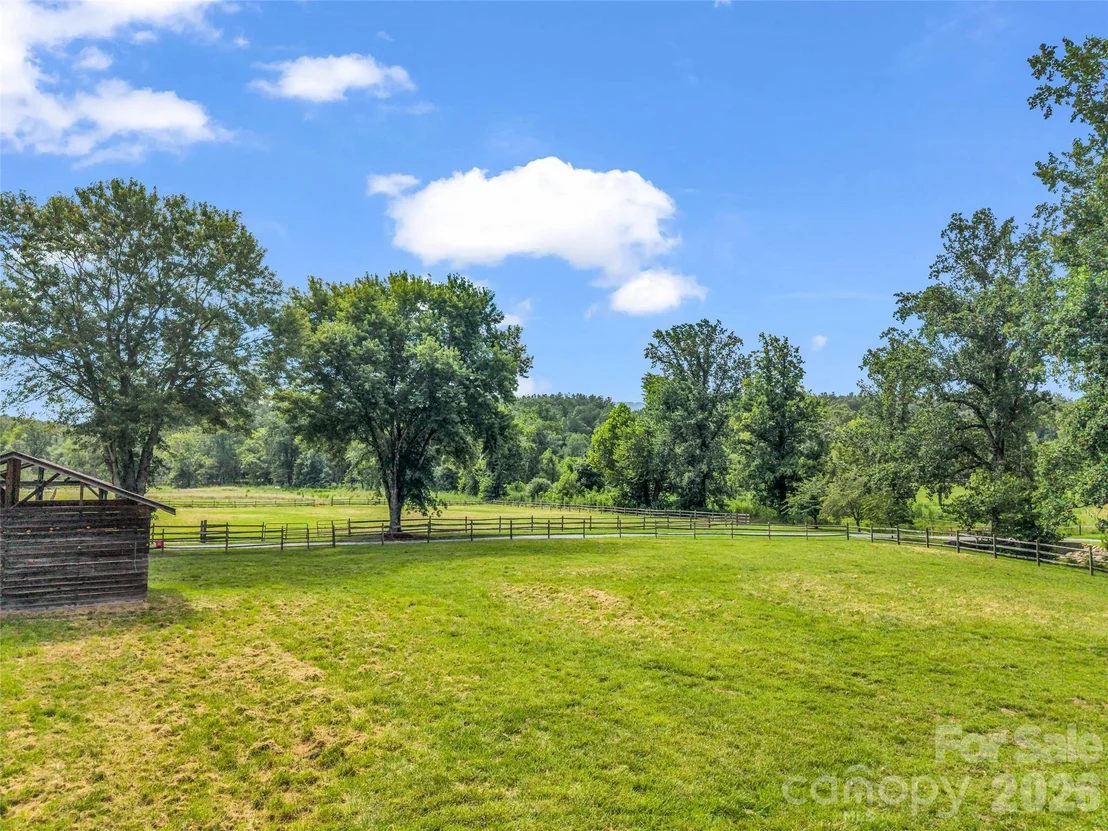 Photo of 1870 Palmer Road