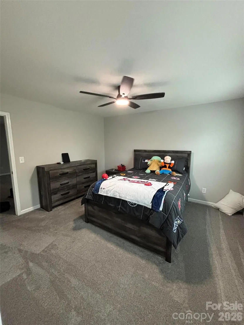 Photo of 5057 Devonshire Road