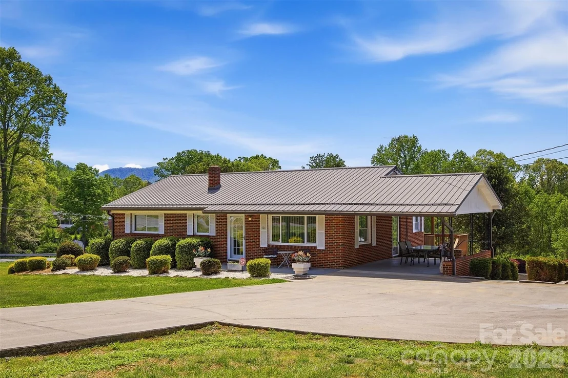 Photo of 101 Regina Drive