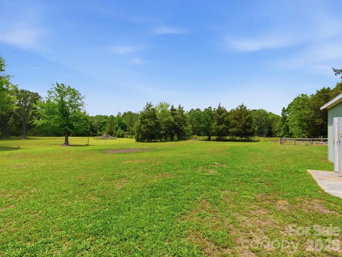 Photo of 3044 Sims Road