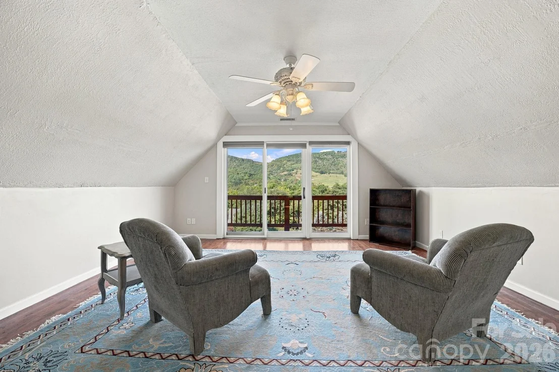 Photo of 190 Camelot Drive