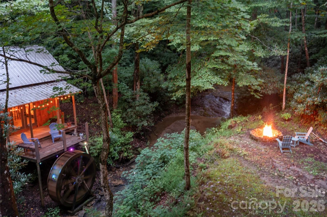 Photo of 2218 Mountain Page Road