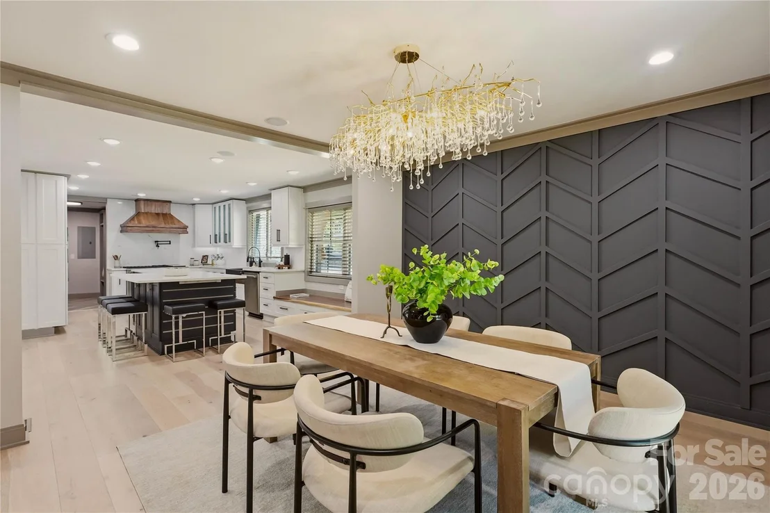 Photo of 2919 Colony Road