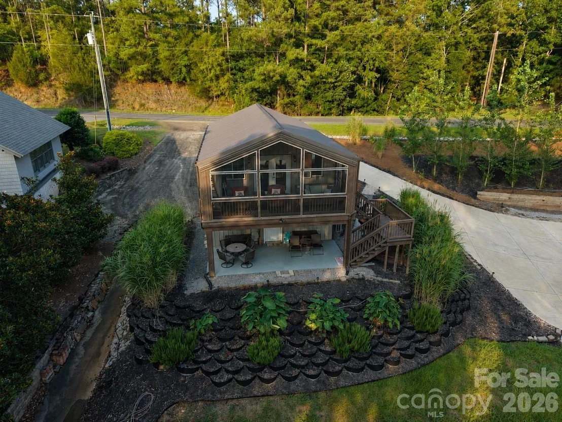 Photo of 2268 Singleton Creek Road