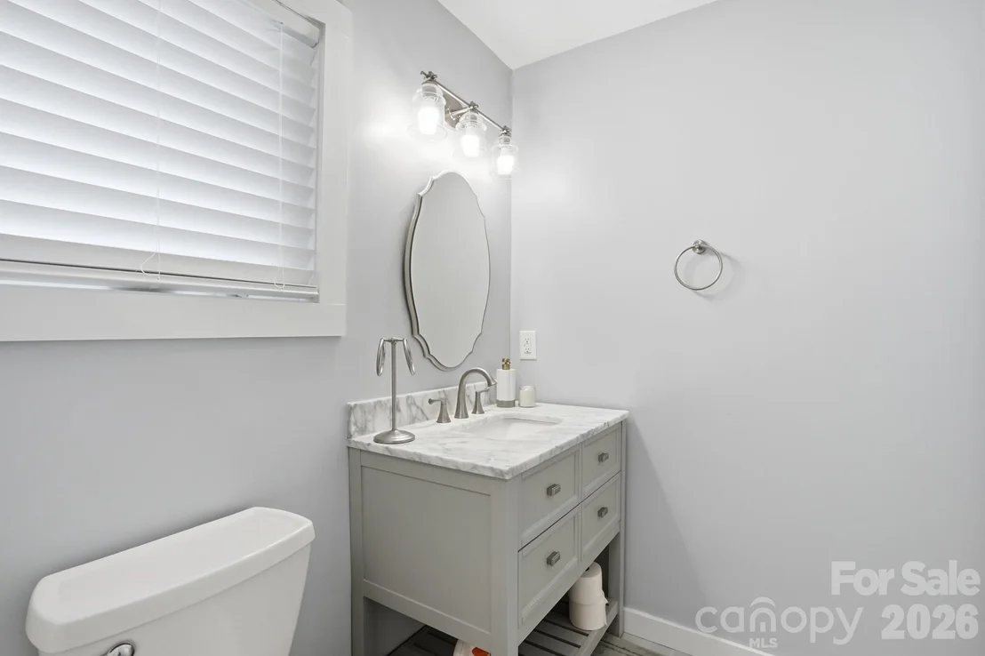 Photo of 2501 Marshall Place