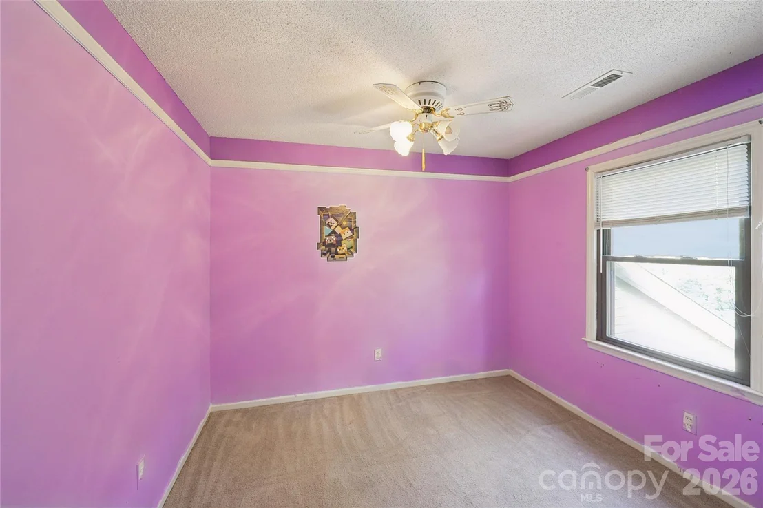 Photo of 204 Hughey Drive