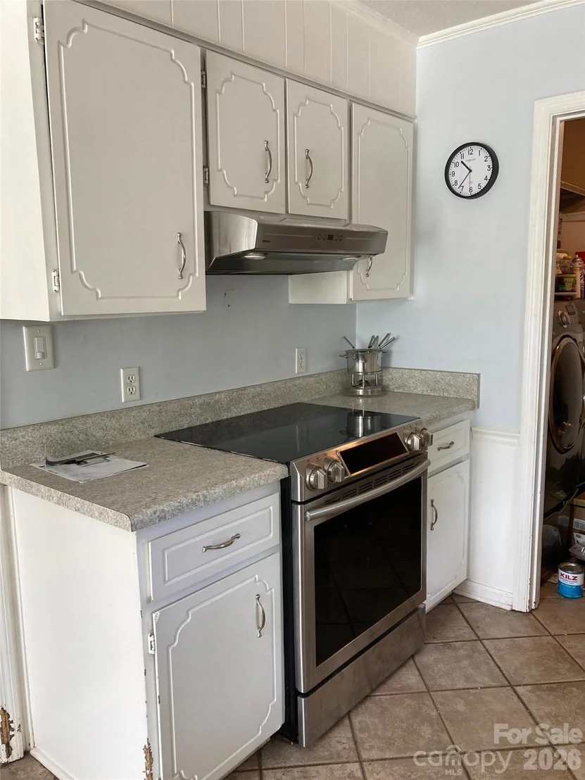 Photo of 526 Hillcrest Drive