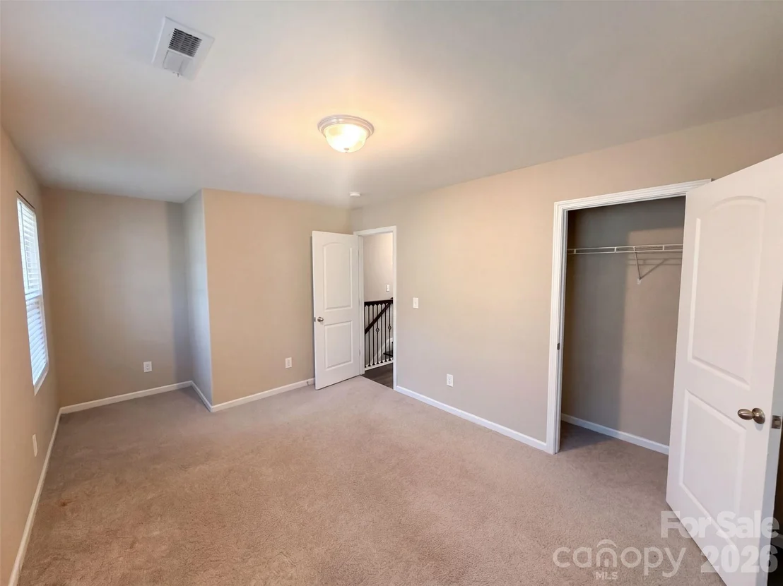 Photo of 838 Sorrel Lane