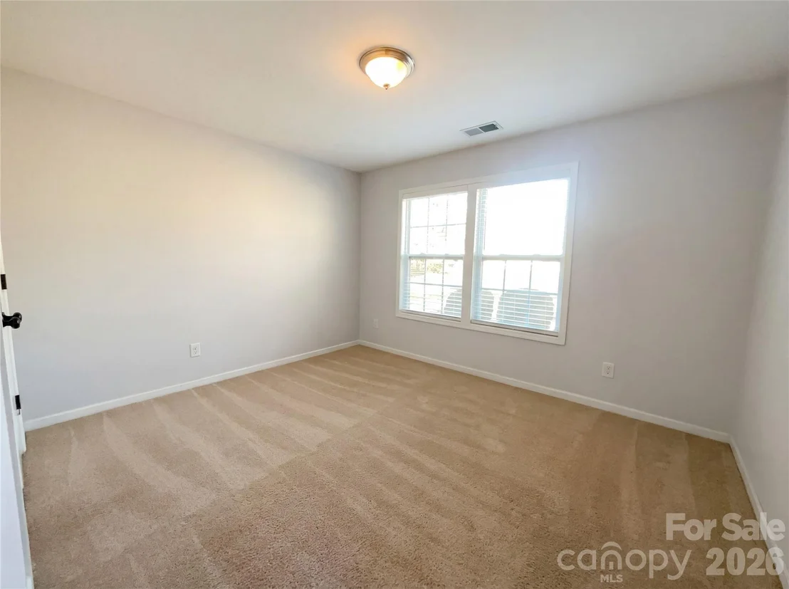 Photo of 1328 Centennial Drive