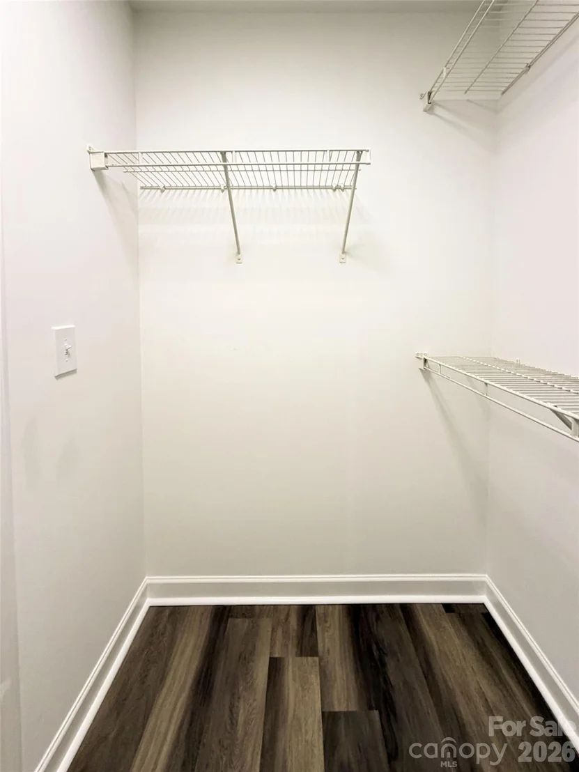 Photo of 1110 Helms Road