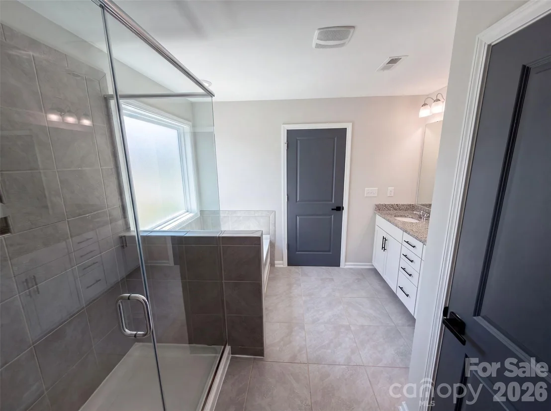 Photo of 7020 Chrysanthemum Road
