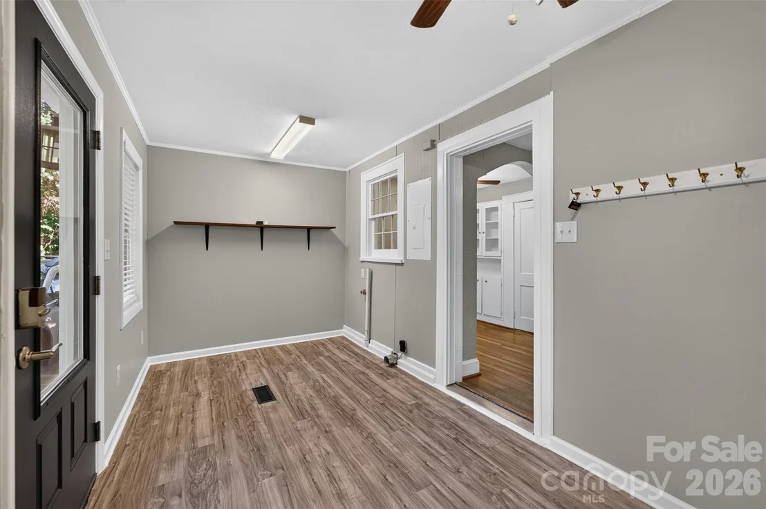 Photo of 1829 3rd Street NE