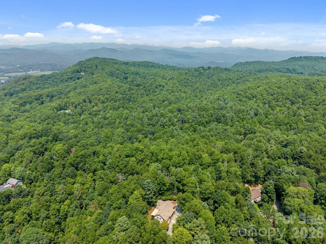 Photo of 620 Thunder Road
