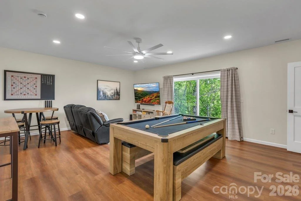 Photo of 784 Alpine Drive