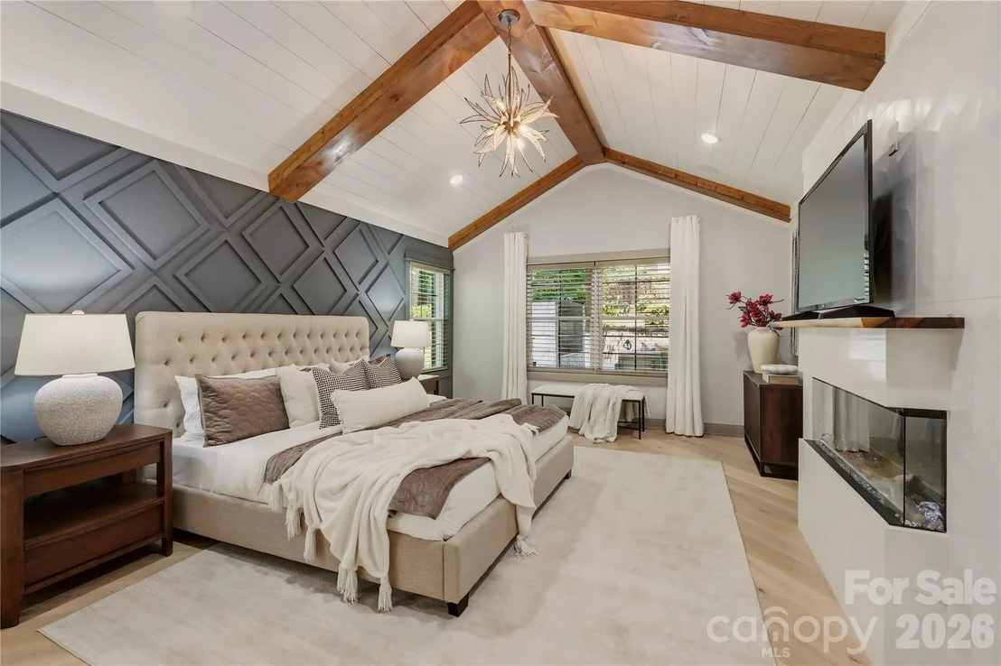 Photo of 2919 Colony Road