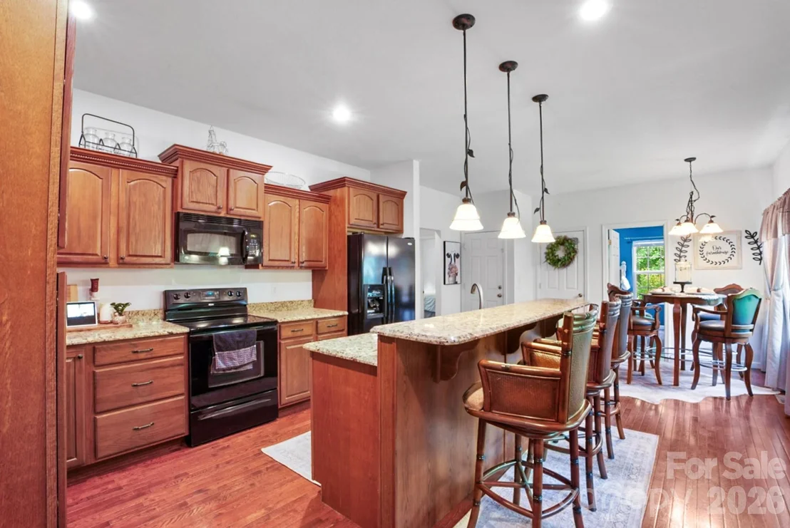 Photo of 90 King Road
