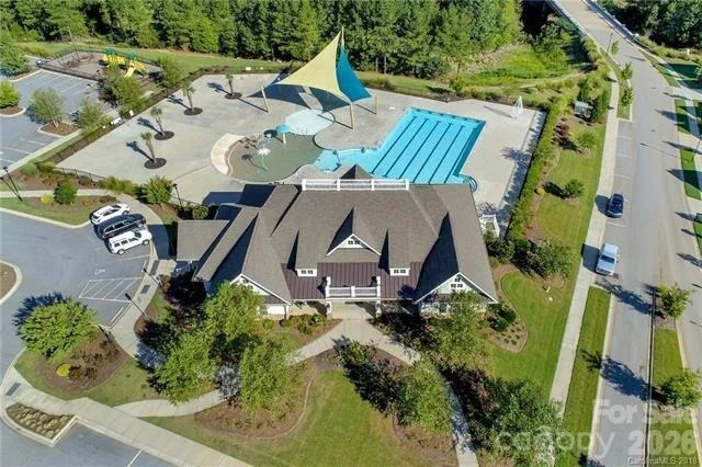 Photo of 406 Livingston Drive