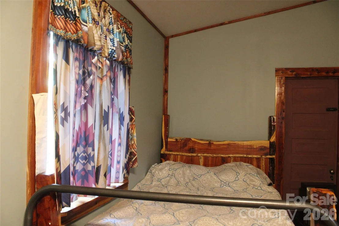 Photo of 192 Wren Drive