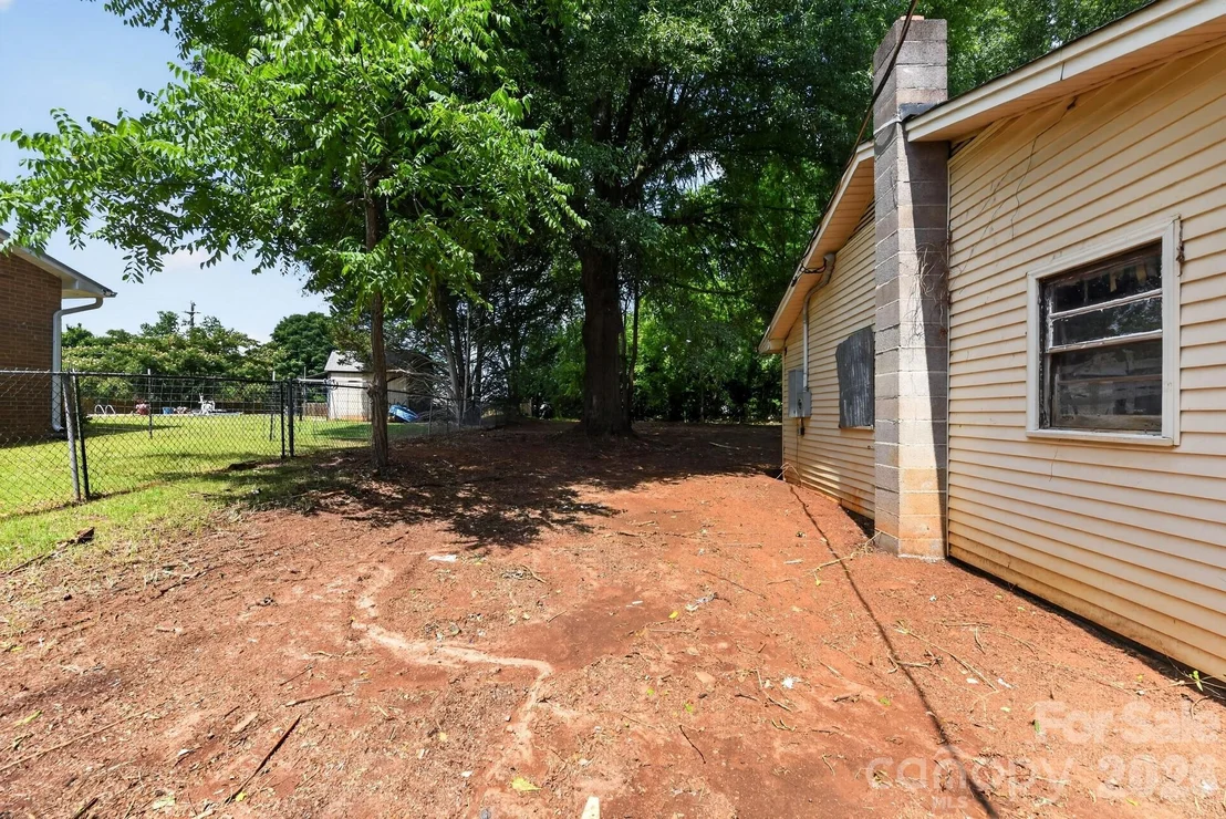Photo of 1393 Field Circle