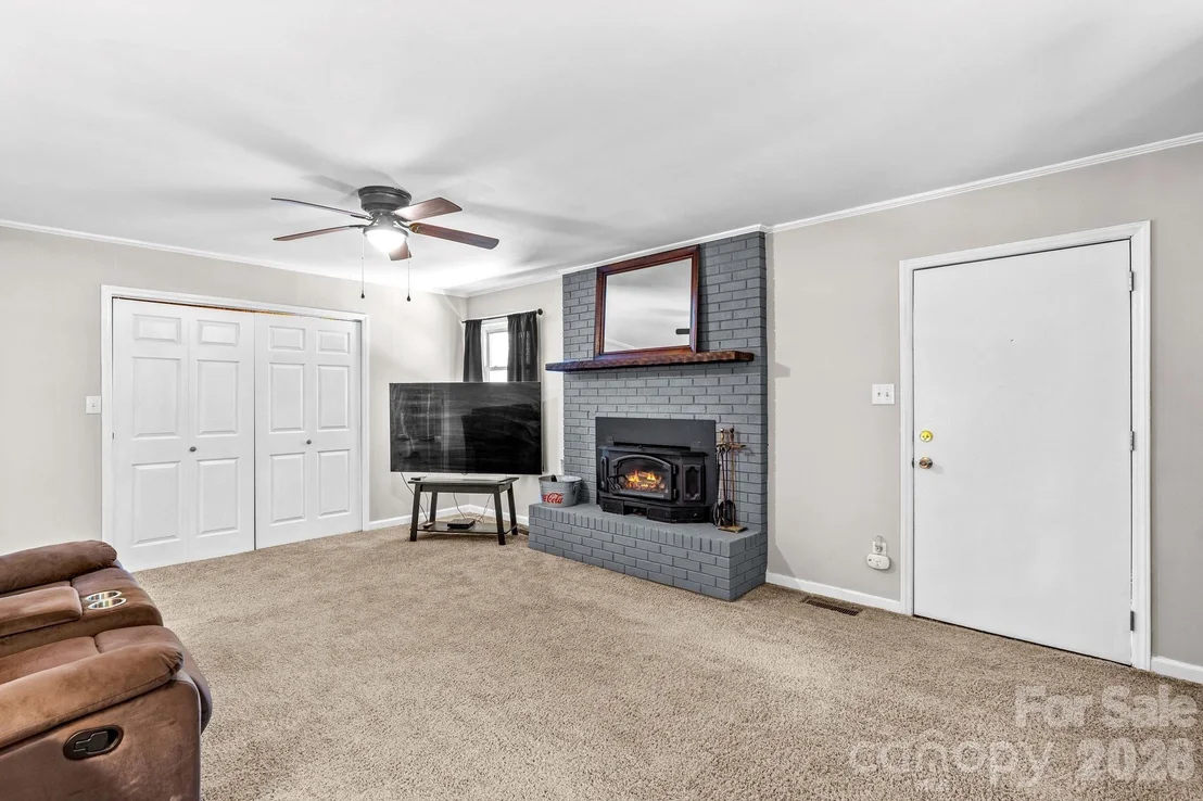 Photo of 320 Miller Drive