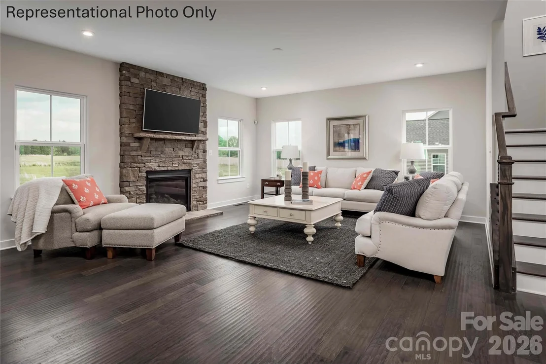 Photo of 1018 Bramble Hedge Road